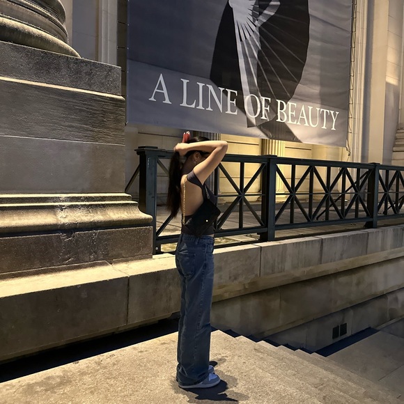 hi! welcome to my closet! - Picture 12 of 12